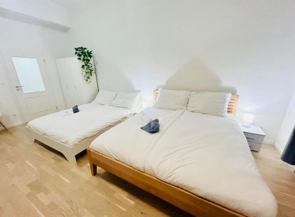 New Design & Style Apartments 50M From Wenceslas Square Praga Zewnętrze zdjęcie