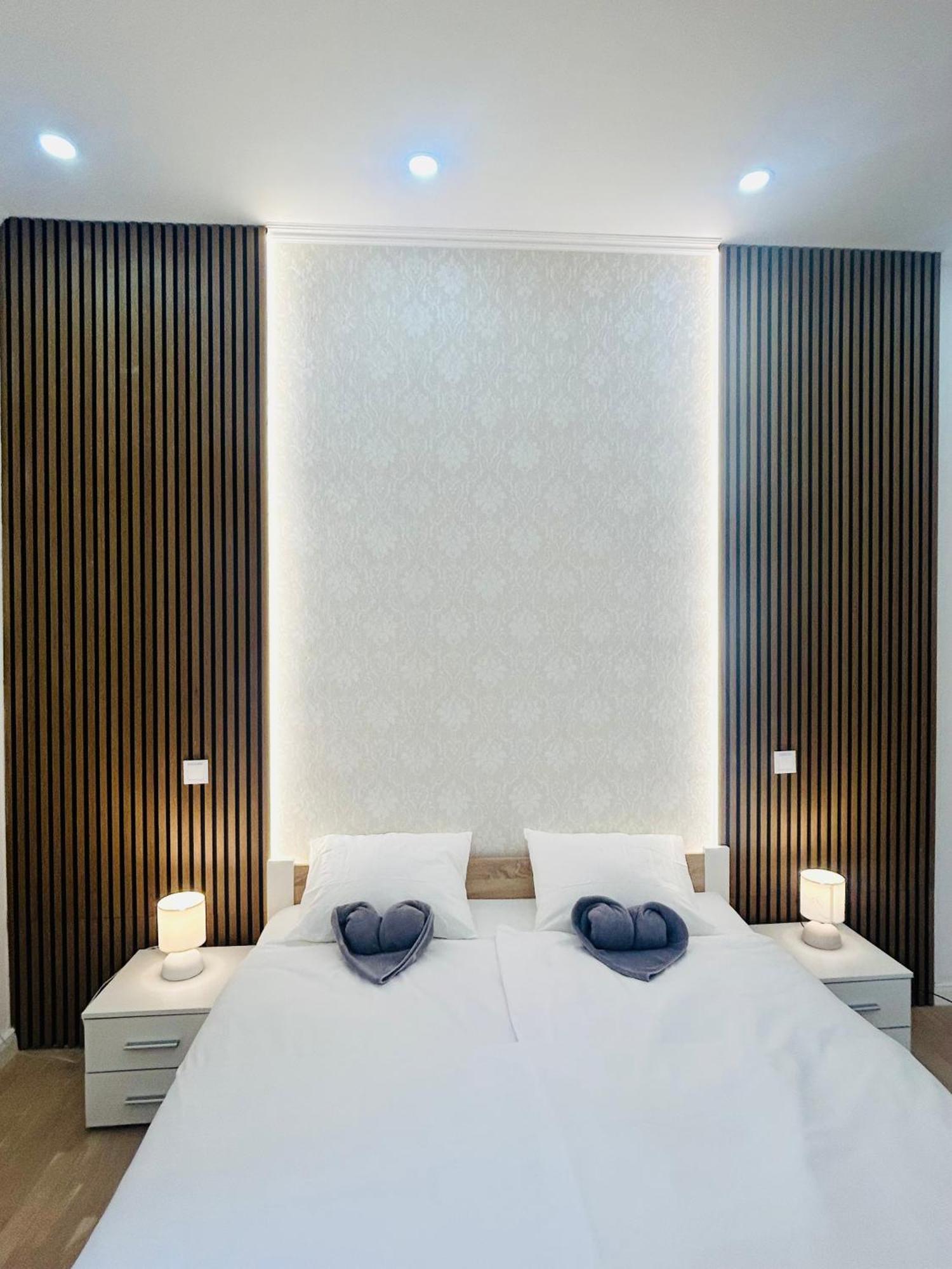 New Design & Style Apartments 50M From Wenceslas Square Praga Zewnętrze zdjęcie